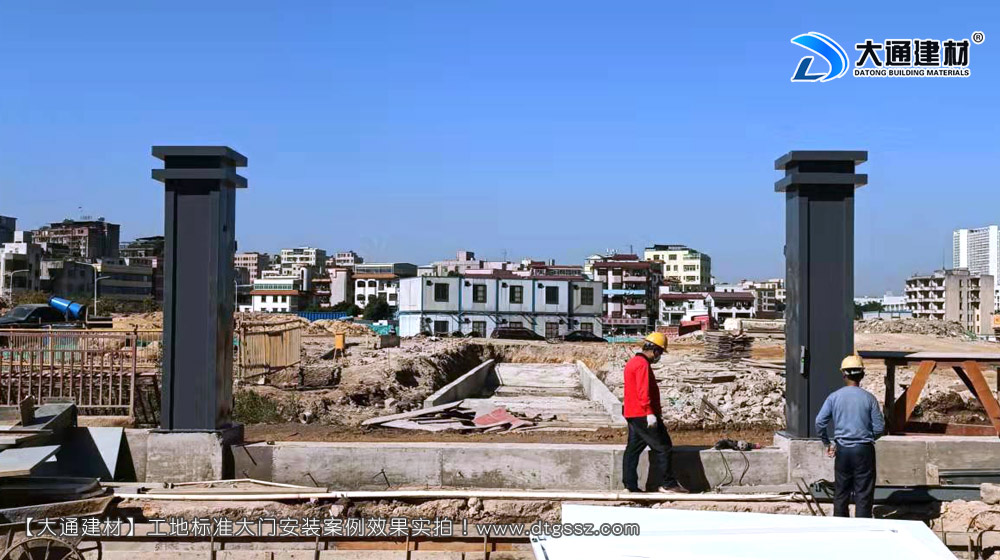 深圳工地大門,深圳鋼結(jié)構(gòu)工地大門,鋼結(jié)構(gòu)烤漆工地大門,工地大門，深圳大通建材有限公司